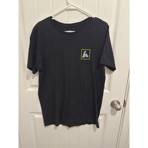 Howie's Hockey Graphic Black Tshirt Size Large